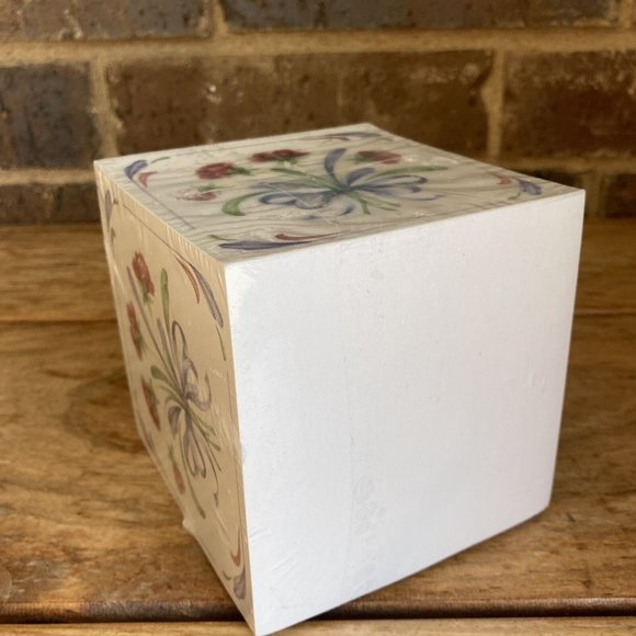 Poppies on Blue By Lenox 4” Note cube Replacement Pack - Picture 3 of 7